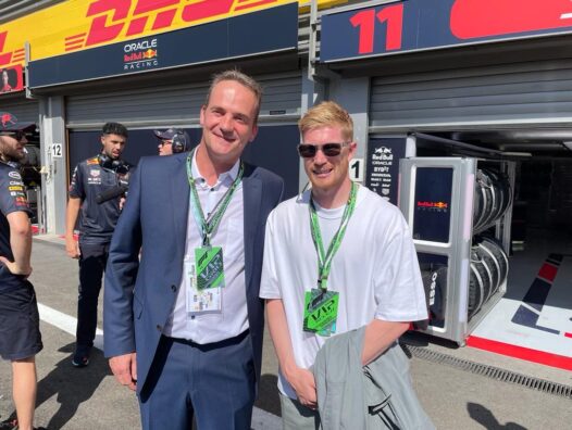 5136e0ef-bbd4-4bbc-bc64-bf3ca238b67e 2