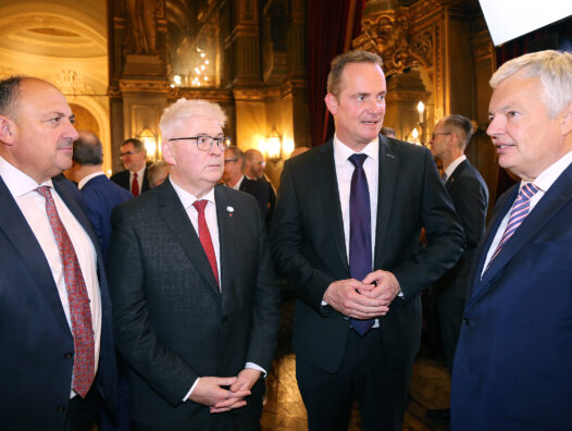 069 DG_Alexander_Louvet