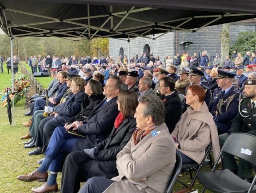 ef9c9f6f-f307-4331-b89b-4c5f03995185